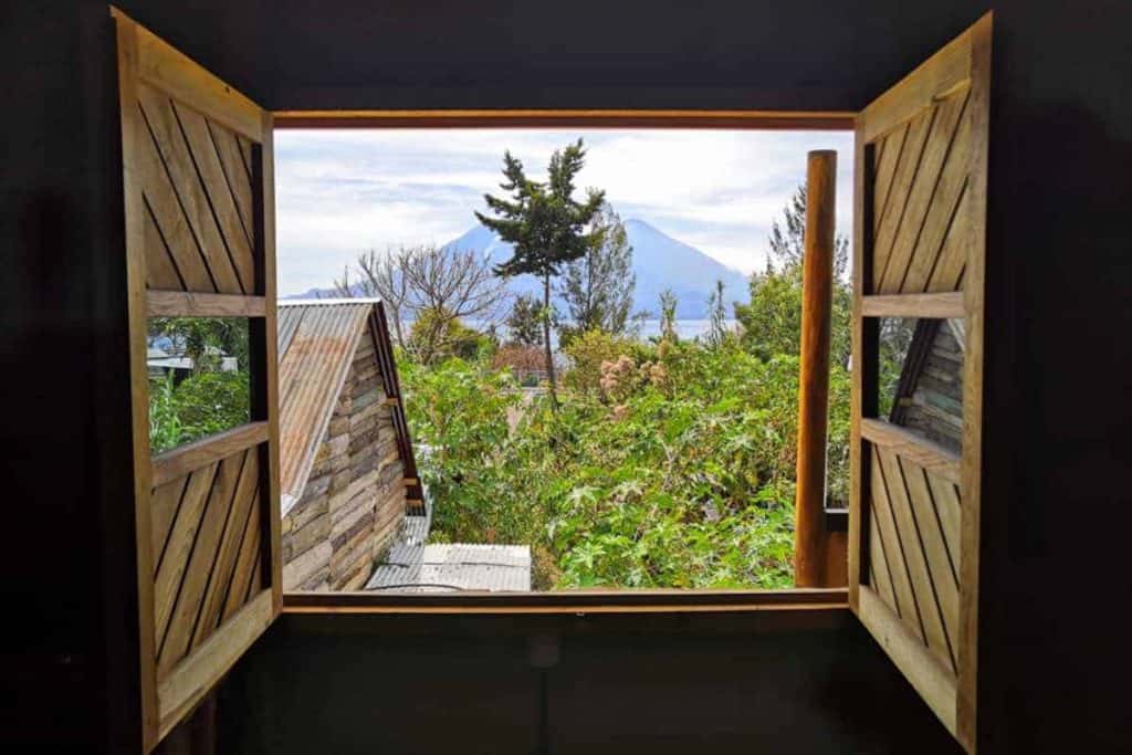 Blick aus dem Fenster am Atitlan See