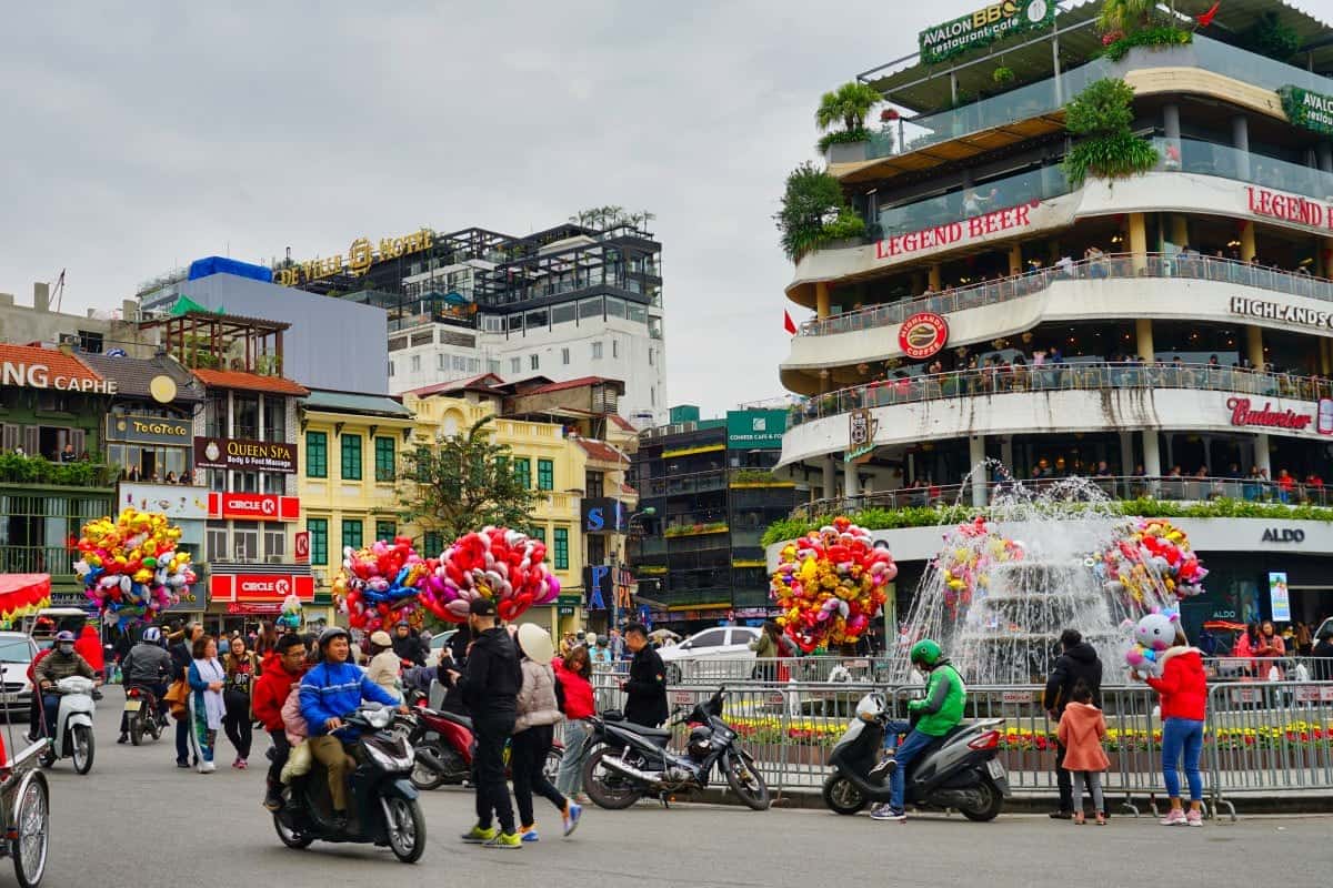 Platz in Hanoi